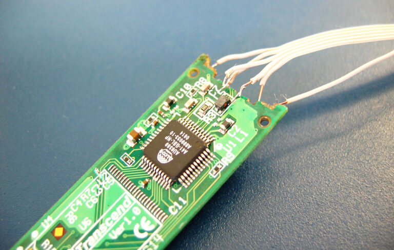 USB Stick mit kaputter Elektronik